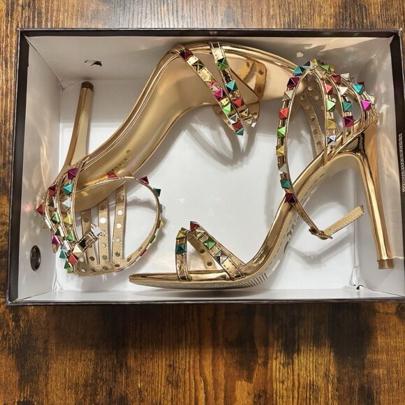 Studded Heels - Picture 6 of 9